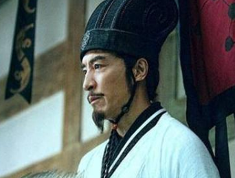 诸葛亮深居隆中，为什么出山时对天下局势了如指掌？原因是什么