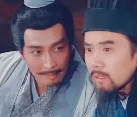 诸葛亮草船借箭曹操为什么不放火箭 曹操如果放火箭会怎么样