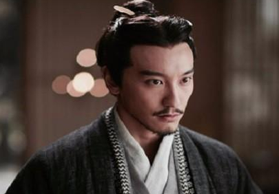 曹操有多尊敬郭嘉？郭嘉向曹操献出了哪些计谋？