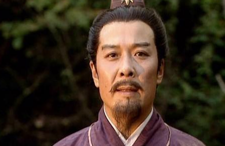 吕布本来对刘备非常尊敬，他们的关系是如何变差的？