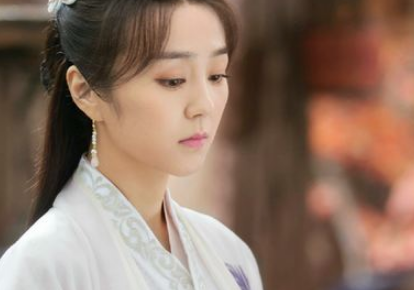 《锦衣之下》林菱为什么不就医官家人 严世蕃和林菱什么关系