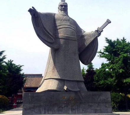 曹操打徐州到底有什么目的 究竟是报仇还是别有用心