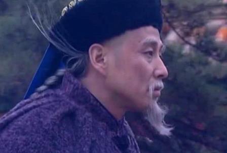 清朝男人的辫子那么长，他们多久才洗一次？