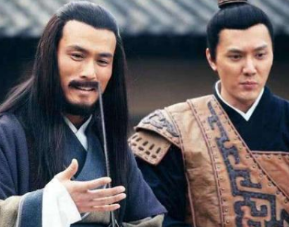 王翦为什么嫩功成身退？原因是什么