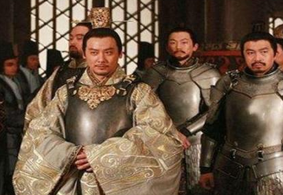 曹操收编黄巾军后 曹操为什么会得到朝廷的认可