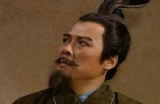 为什么说襄樊之战关羽的败亡是刘备的责任呢？
