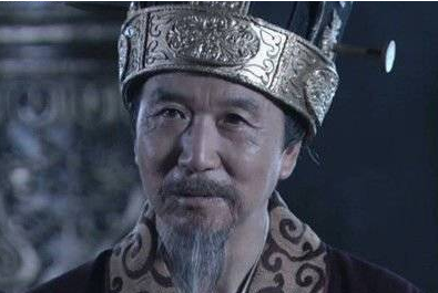 张柬之为什么要迫使武则天退位？原因是什么