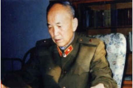 黎原的军事能力如何？特别善战，军长有意提拔重用，调离三位师长挪位置
