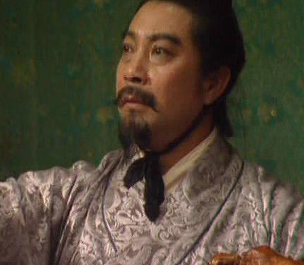 袁术实力弱地盘又小 袁术为什么就敢称帝了