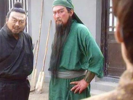 樊城之战中孙权为什么联合曹操打关羽 难道联合关羽打曹操不好吗