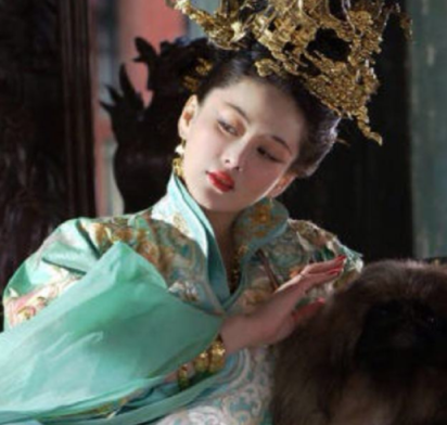 万贵妃仗着皇帝的宠爱对大肆对妃子下手 皇帝差一点就绝后了