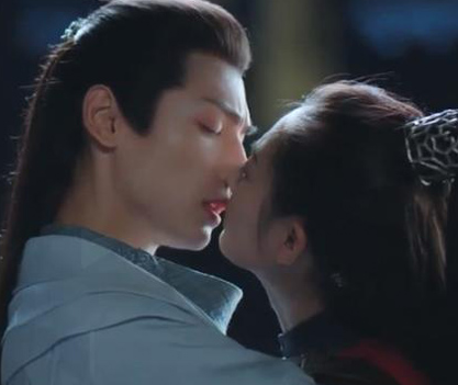 《月上重火》罗云熙和陈钰琪吻戏在哪一集 两人的结局