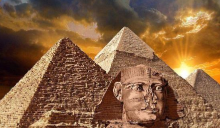 古埃及在建造金字塔时，其他三个文明古国在干什么？