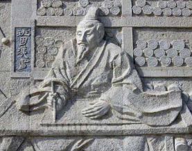 班固九岁能文，才华尽显，他是怎么著汉书的？