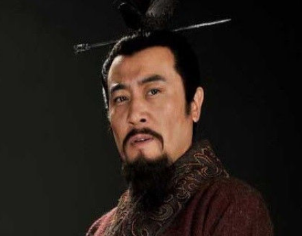都说刘禅是扶不起的阿斗 刘备为什么还将皇位传给他