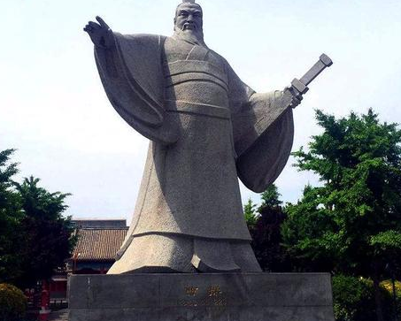 曹操攻打徐州的原因是什么 究竟是别有用心还是报仇