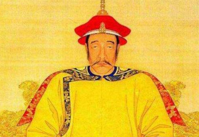 清朝实行剃发易服，为什么清太祖、太宗和世祖的画像有头发？