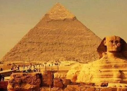 埃及金字塔和秦始皇相比 哪一个建造难度更大