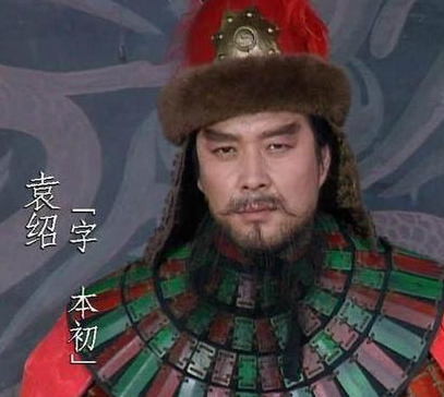 官渡之战曹操是怎么打败袁绍的 压垮袁绍最后的稻草又是什么