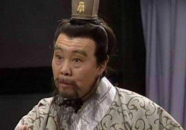 被人称之为神童的孔融，长大后怎么样了？