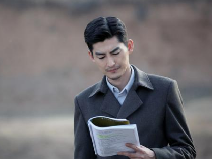《烽烟尽处》张翰饰演的是谁？搭档实力女主焦俊艳