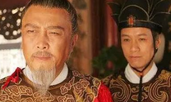 万历这个皇帝27年不愿意上朝，但却还能民安，只因有这三人！
