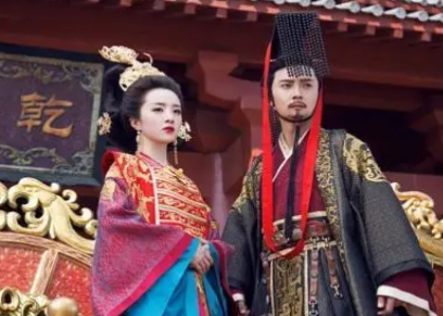 北周静帝宇文阐和杨坚是什么关系？宇文邕为何如此信任杨坚？