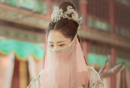 《锦衣之下》严世蕃为什么要把袁今夏“送”给陆绎？