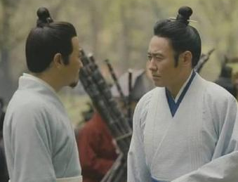 司马懿生平两次装病是为了什么？