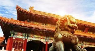 韩国故宫比北京故宫建立的早，为何比不上北京故宫？