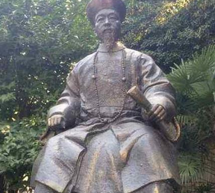慈禧太后不喜欢修铁路的原因是什么 李鸿章是如何让慈禧实践的