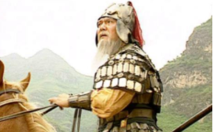 阅历深厚的黄忠老将军，是如何看待刘备的呢？