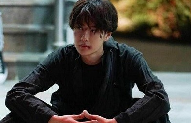 《我的奇怪朋友》的主要剧情是什么？是科幻片嘛？