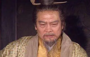 刘表是如何在极短时间内，将荆州牢牢抓在手中的？