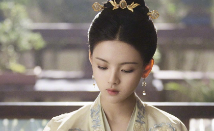 《长安诺》董若萱有原型吗？董若萱的历史原型是董鄂妃吗？