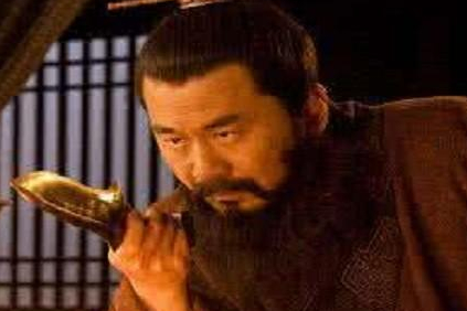 曹操年轻时曾经干过哪些荒唐的事情？他竟然和别人一起抢新娘