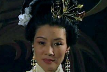 何皇后为什么称为东汉末年的“吕后”?她的权力有多大？