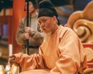 安史之乱时，唐玄宗为什么要迫使哥舒翰出战？原因是什么