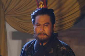 他是曹操麾下的猛将，最后因救曹操而战死