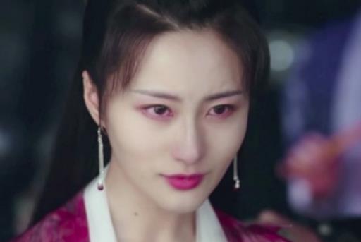 《锦衣之下》翟兰叶为什么要杀云遮月？她和严世蕃又是什么关系？