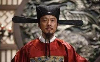 马知府想要逢迎沈鲤，为何却反被羞辱了一番？