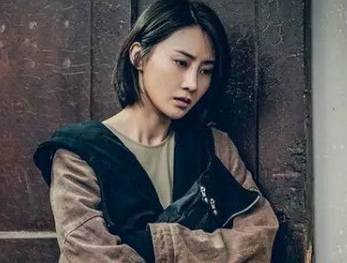 《玫瑰行者》主演是谁？郑业成又一新剧将播