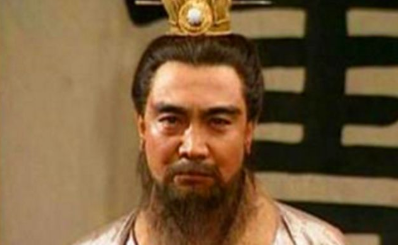 曹操一生最大的败笔是什么？杀忠臣放小人