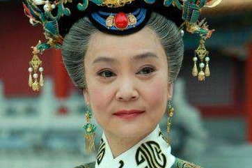 孝圣宪皇后的一生是什么样的？13岁入宫，做了太后，最终三代同堂