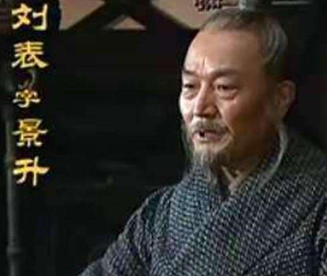 曹操当初为什么不敢打荆州 也不看看刘表的手下都有谁