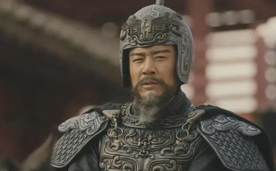 神童的妙计让曹操成功攻城，最后却下令把神童杀了
