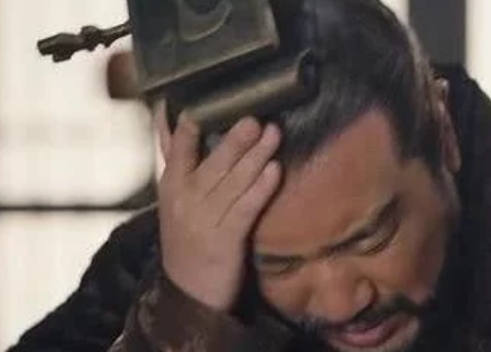 华佗给曹操治疗头疼 曹操是因为多疑才杀华佗吗