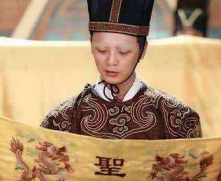 古代尚方宝剑和圣旨相遇了 哪个权力更大一些