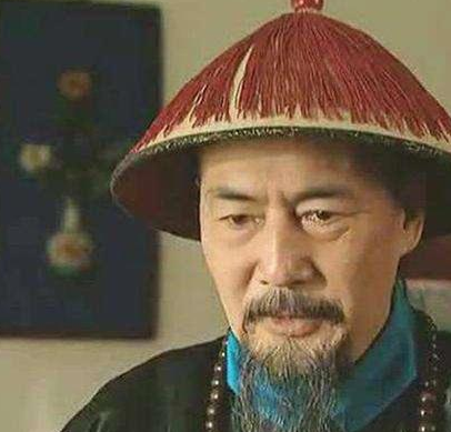 张廷玉身为三朝元老 最后为什么就会被乾隆给清算