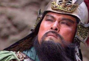关羽是如何以一个凡人之躯被称“圣”的？